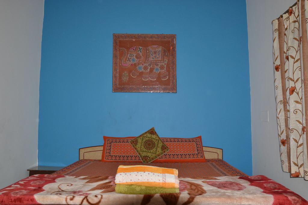 Hotel Tulsi Palace Pushkar Bagian luar foto