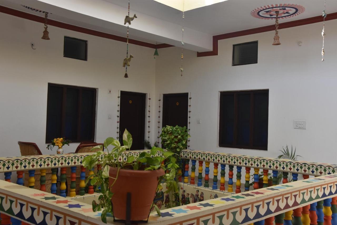 Hotel Tulsi Palace Pushkar Bagian luar foto